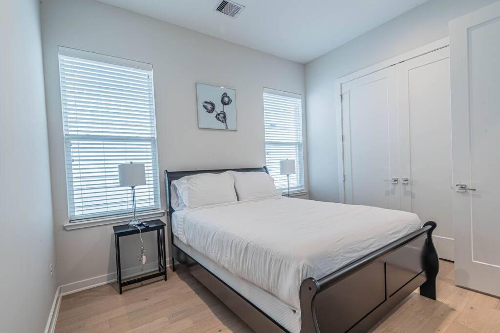 Charming 3-Bedroom Luxury Home Near Downtown, Nrg, Galleria & Medical Center Houston Esterno foto